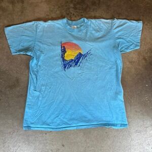 Vintage 90s single stitch blue mountain climber graphic tee Size men's XL